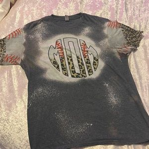 XL MOM baseball shirt